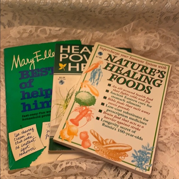 Bundle of vintage books